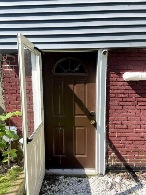 Lovely Two Bedroom Condo In South Boston Esterno foto